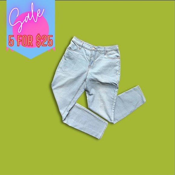 👖Bottoms 🩳 - Picture 7 of 16